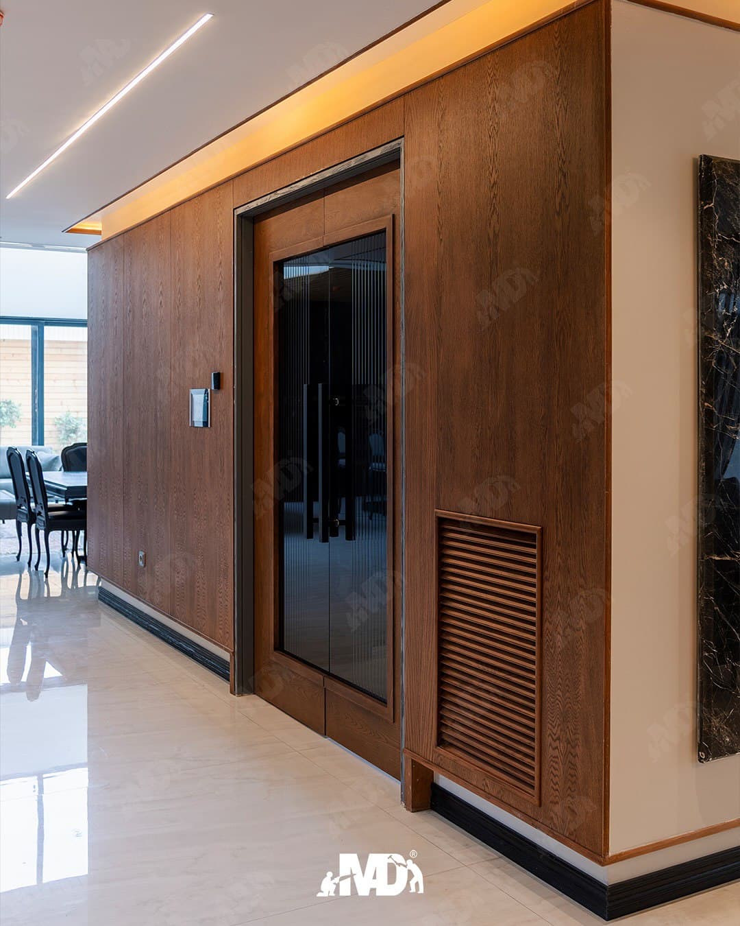 دیوارپوش و پنل‌های چوبی